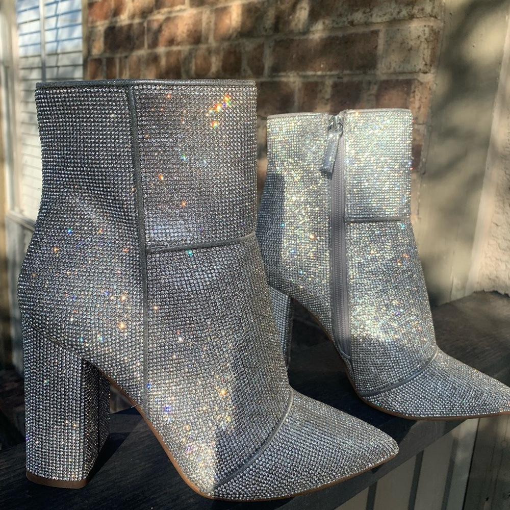 Steve Madden Rhinestone NOTICED boots